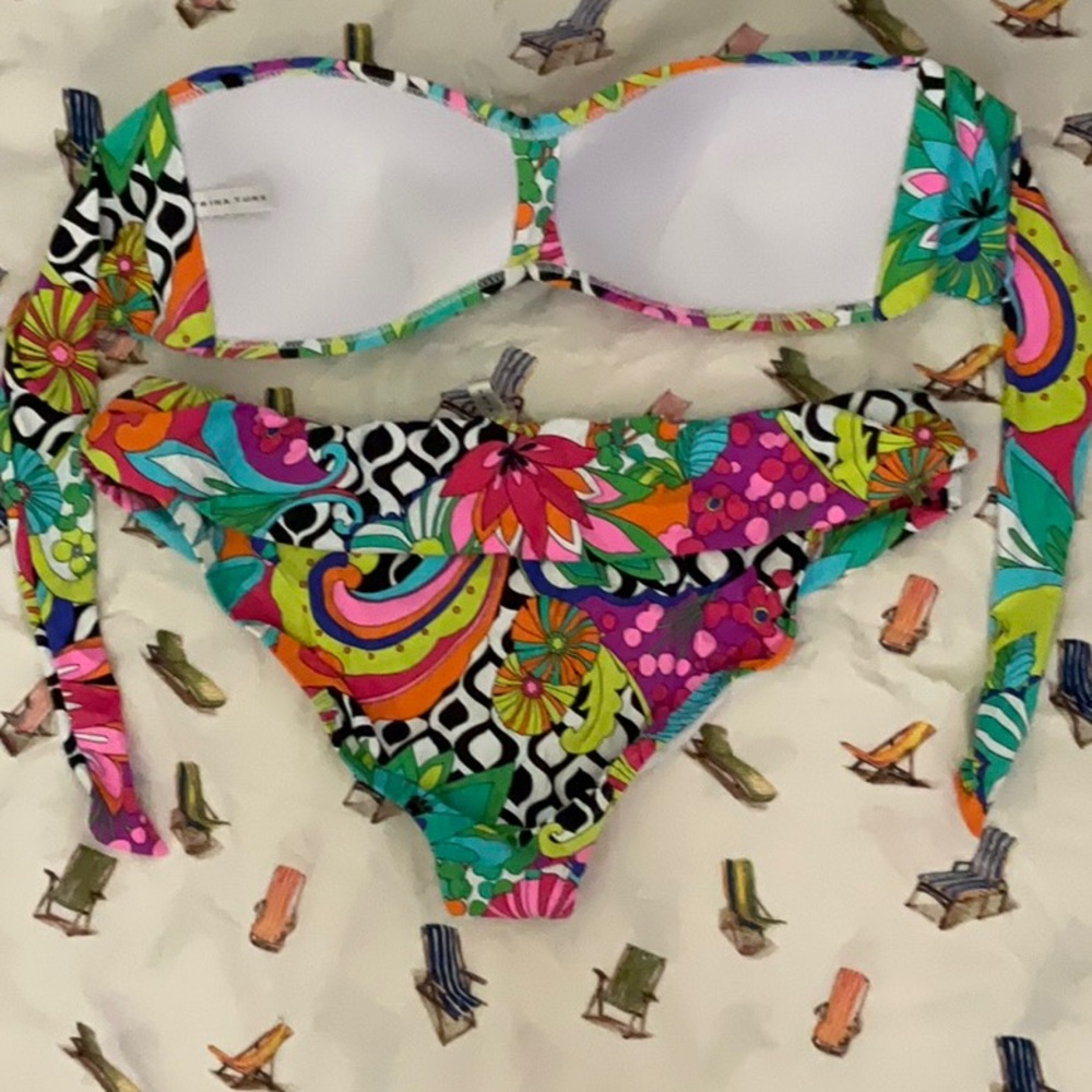 TRINA TURK 2 PC SWIMSUIT! NWOT - Picture 2 of 8